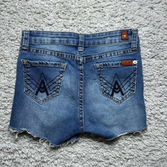 7 For All Mankind Shorts Girls 12 Denim Cut Offs Distressed Holes Raw Hem Summer - Picture 4 of 4